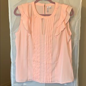 Women’s light pink business blouse